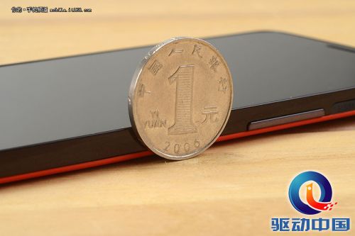 全球最薄1080P双卡 TCL idol X开箱图赏