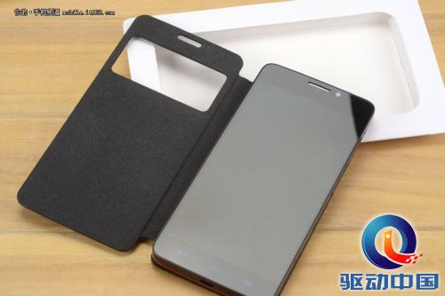 全球最薄1080P双卡 TCL idol X开箱图赏