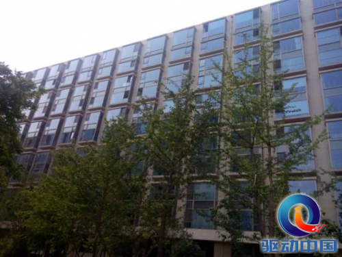 四核&ldquo;东东枪&rdquo; 5寸大屏TCL S950评测