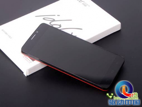 四核&ldquo;东东枪&rdquo; 5寸大屏TCL S950评测