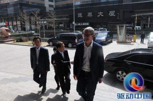 库克又访华来了!来回顾下他三次访华都给苹果做什么