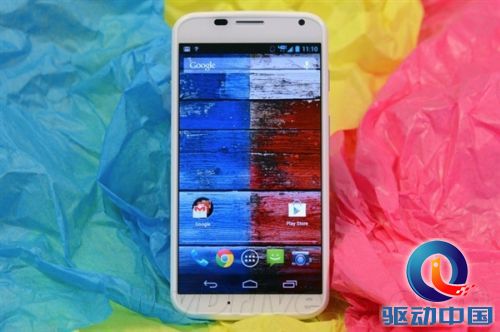 X Phone正式登场:白色超帅气