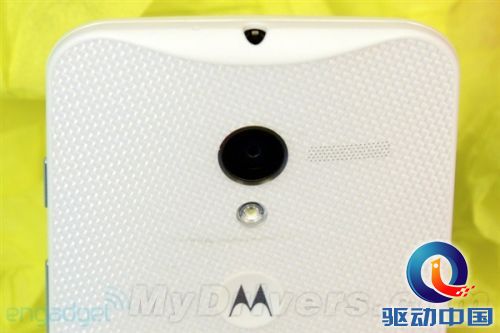 X Phone正式登场:白色超帅气