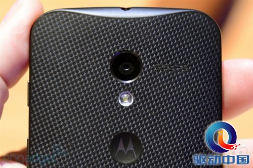 X Phone正式登场:白色超帅气