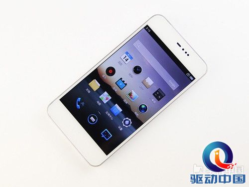 iPhone 5已落伍 细数超视网膜智能强机