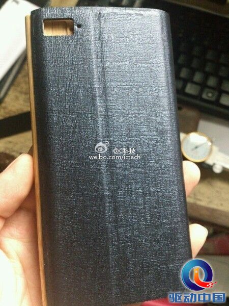 小米3代再曝光:Lumia 920+K900的节奏