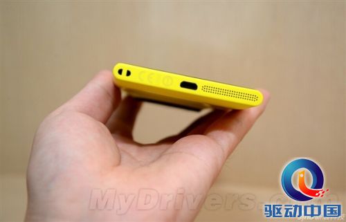 诺基亚够狠 组图：5999元骚黄Lumia 1020