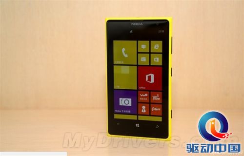 诺基亚够狠 组图：5999元骚黄Lumia 1020
