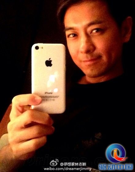小志又赢了!林志颖微博展示iPhone 5C