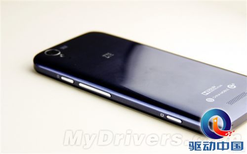 PK小米3代 组图：首款Tegra 4手机