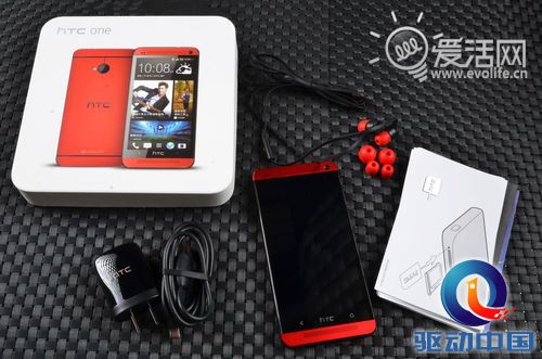 HTC One魅夜红版图赏