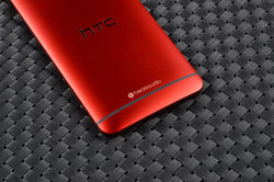 绯红保障回头率 HTC One魅夜红版图赏