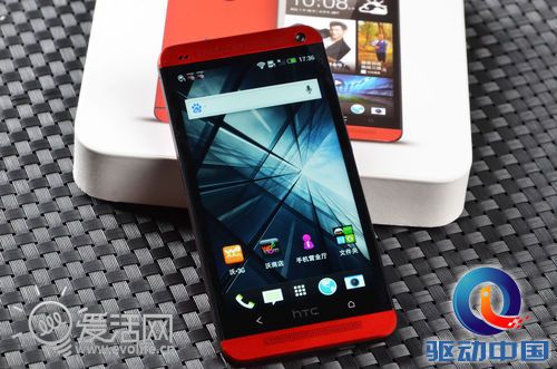 绯红保障回头率 HTC One魅夜红版图赏