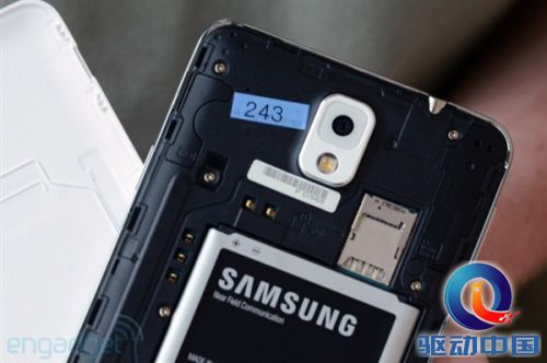 更大更轻更薄 Galaxy Note 3真机图赏
