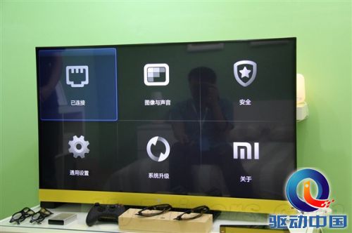 极窄边框+超薄机身:小米电视真机图赏