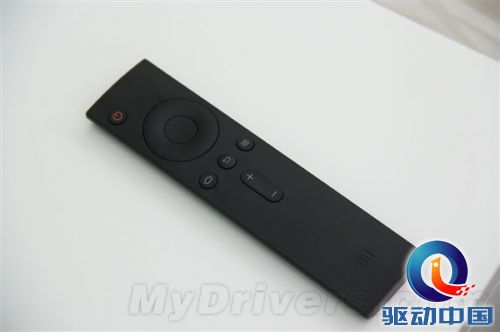 极窄边框+超薄机身:小米电视真机图赏
