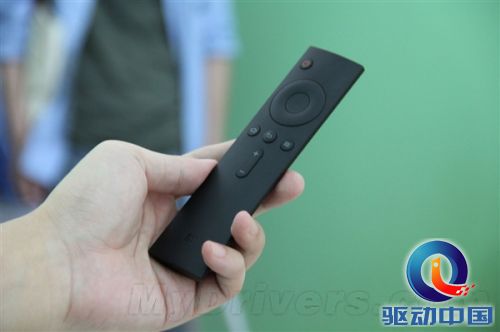 极窄边框+超薄机身:小米电视真机图赏