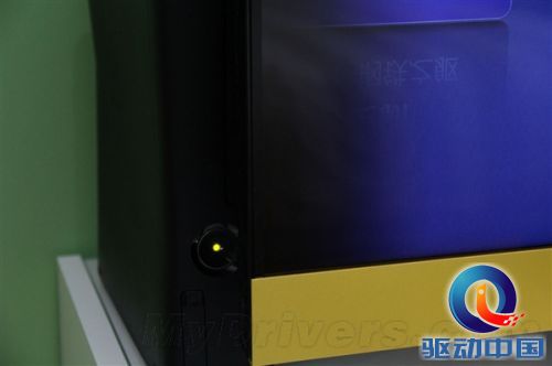 极窄边框+超薄机身:小米电视真机图赏