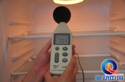 大容量小体积 松下三开门冰箱评测