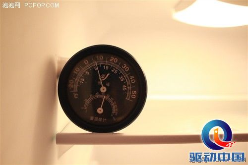 松下全新三门直冷冰箱NR-C25SPD1测评