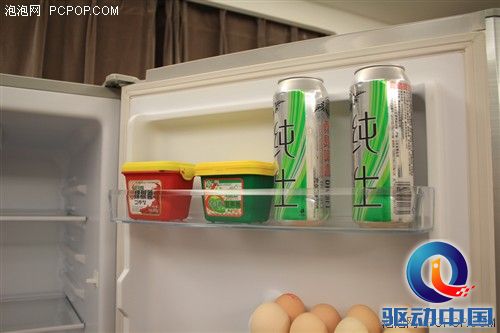 松下全新三门直冷冰箱NR-C25SPD1测评
