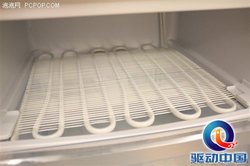 松下全新三门直冷冰箱NR-C25SPD1测评