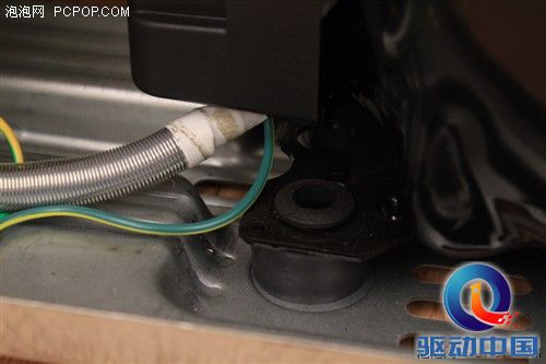 松下全新三门直冷冰箱NR-C25SPD1测评