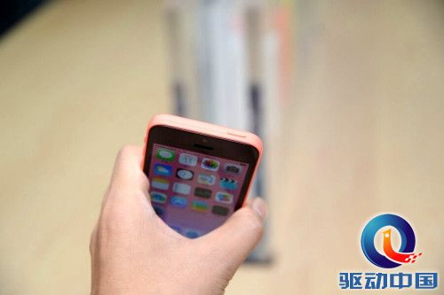 苹果iPhone 5S\/5C北京发布会现场真机图赏