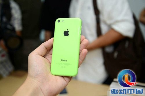 苹果中国首场发布会:看回放+玩真机