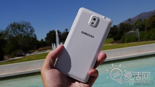 Galaxy Note 3跌落测试：脸越大，摔得越重？