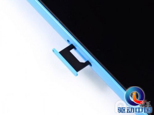 “不廉价”苹果iPhone5c拆机高清图赏