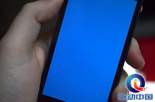 抄袭微软铁证? iPhone 5s惊现蓝屏死机重启bug