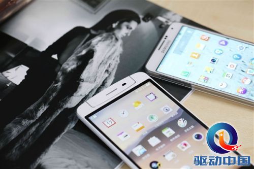 高清组图:OPPO N1比拼三星Galaxy Note 3