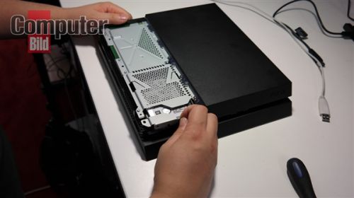 PS4硬盘位置曝光：更换难度不大