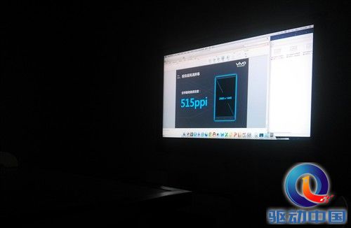 2K分辨率 vivo Xplay3S屏幕高达515ppi 