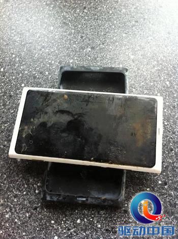 这才是诺基亚!Lumia 800落水三个月后满血复活