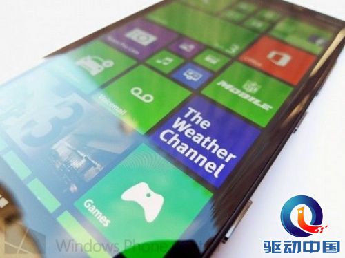 Lumia 929最新真机谍照和配置曝光:2千万像素摄像头