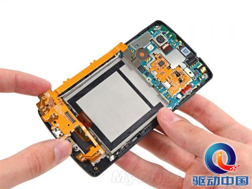 Nexus 5完全拆解：维修太简单了