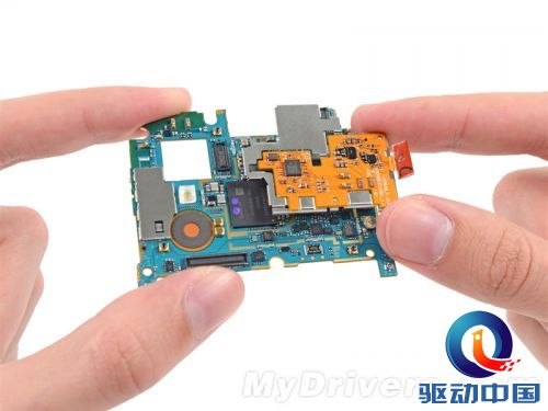 Nexus 5完全拆解：维修太简单了