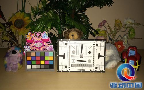 谷歌苹果巅峰战 Nexus 5对比iPhone 5s