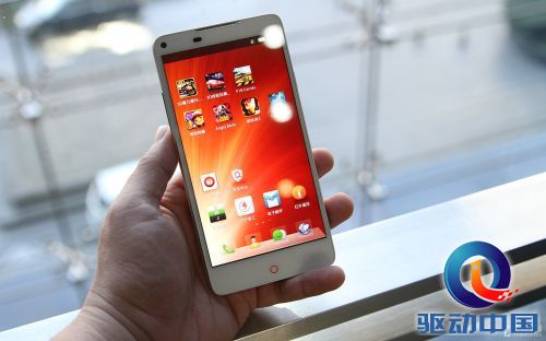 4级光学防抖+全网4G nubia Z5S LTE体验 