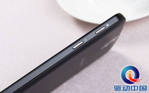 说明: C:\Documents and Settings\Administrator\桌面\全球首款真八核手机卓普小黑2美图赏析\6.采用两个独立的雅马哈音频功放芯片,并采用全球领先的第四代“FM36芯片”,全面提升各种环境下的降噪能力,提升声音辨识度.jpg