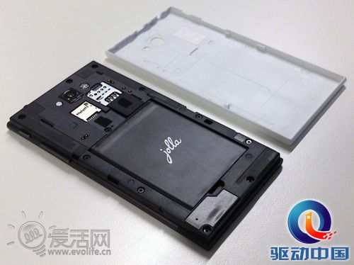 世界首台Jolla手机详评:MeeGo重生 前景光明