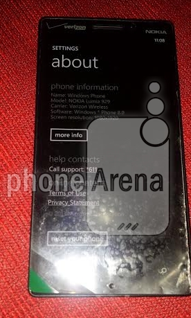 Lumia 929真机再曝光:5寸1080p/金属边框