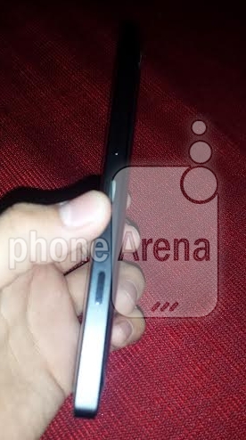 Lumia 929真机再曝光:5寸1080p/金属边框