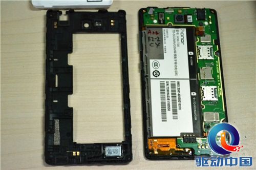 到底做工如何？798元荣耀3C真机大拆解