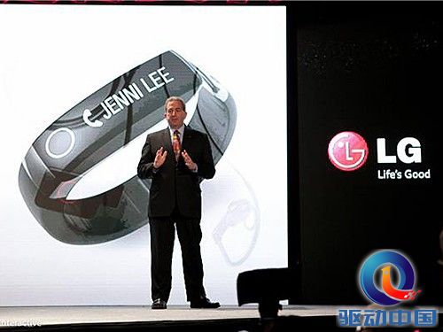 LG正式推出手环 Lifeband Touch配触摸屏 