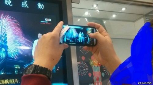 HTC All New One真机现身:据称夜拍超强