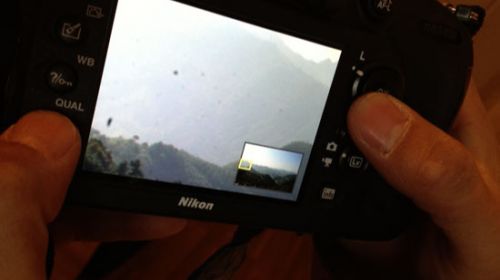 广东用户韩先生用新买的尼康D600拍摄发现黑色颗粒