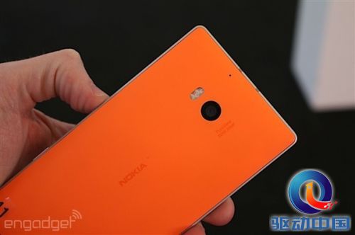 诺基亚5寸新旗舰Lumia 930真机抢鲜看:完美